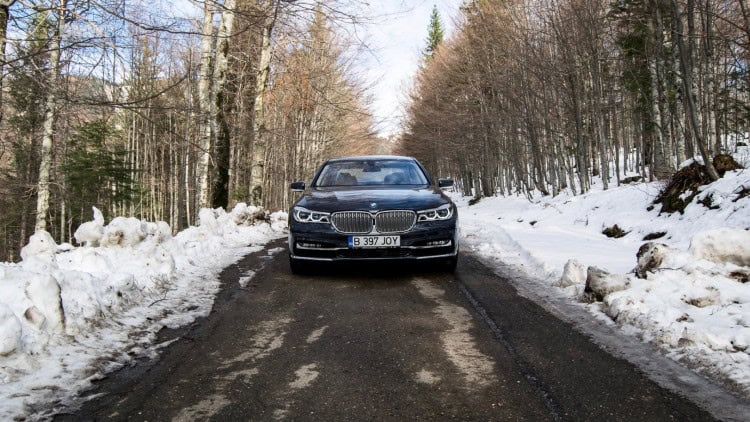 2016-BMW-730d-xDrive-test-drive-review-17