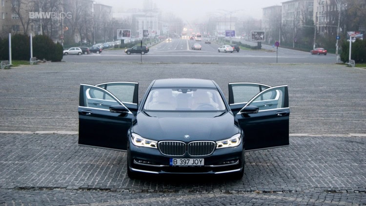 2016-BMW-730d-xDrive-test-drive-review-44