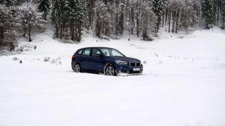 2016-bmw-x1-xdrive20d-test-drive- - 18