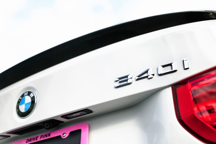 BMW-340i-M-Sport-Package-M-Stripes-6