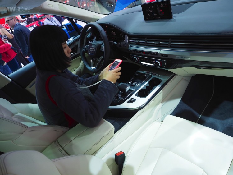 2016-audi-q7-images-13