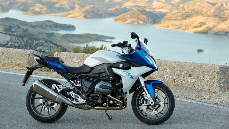 2015-BMW-R1200RS-3
