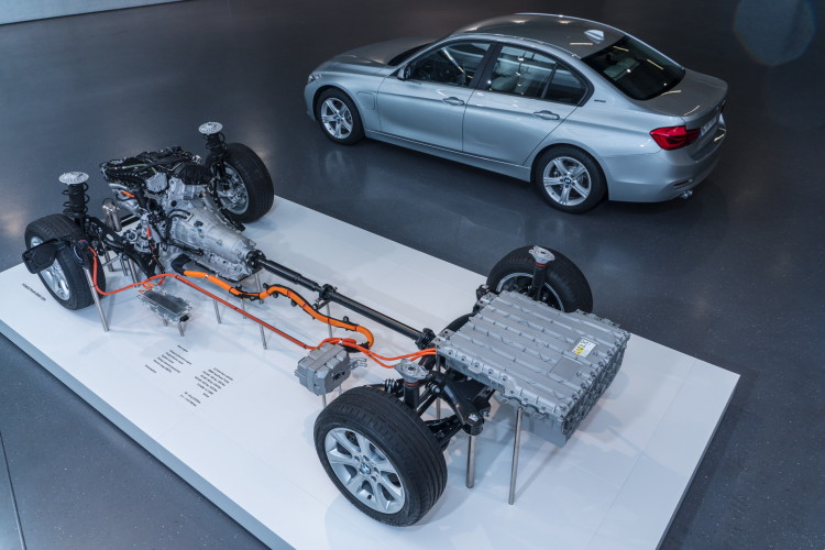 New Strategy At BMW: CEO Krueger wants to start an electric offensive