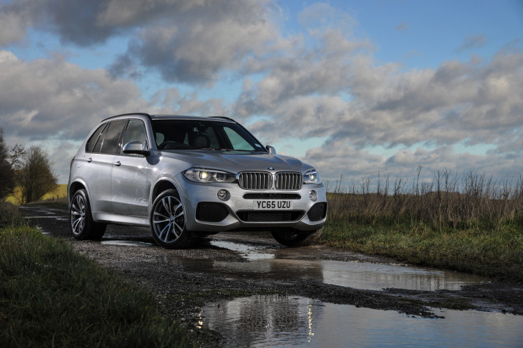 2016-BMW-X5-xDrive40e-images-UK-16