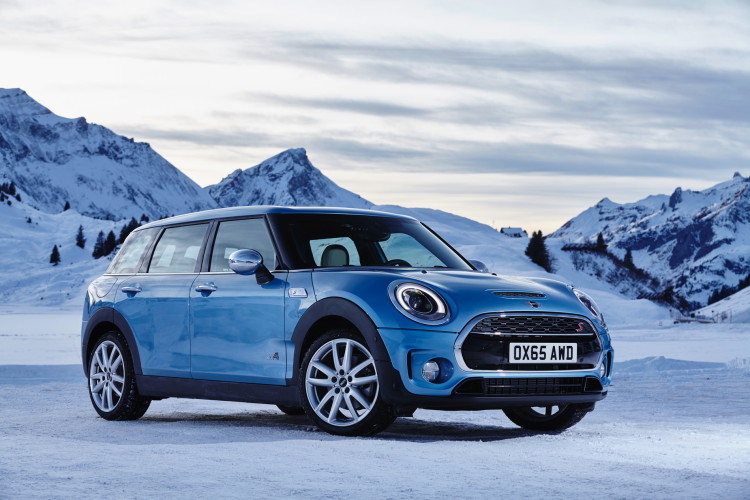 WORLD PREMIERE: The new all-wheel drive MINI Clubman ALL4