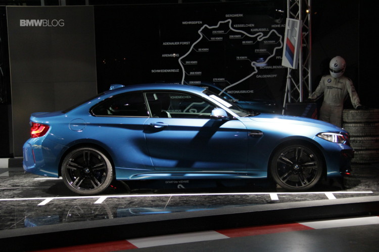 BMW-M2-BMW-Welt-11