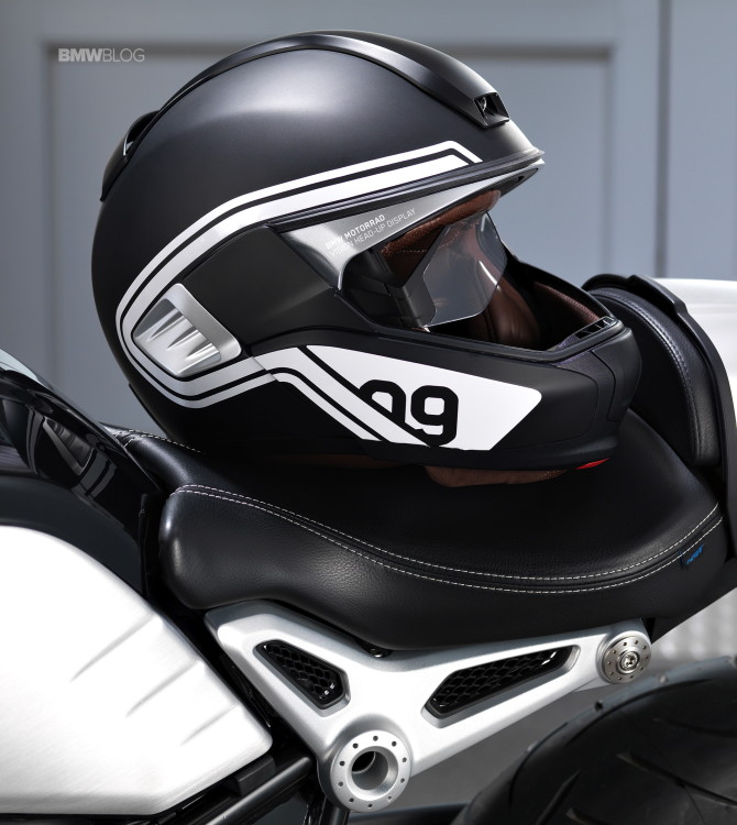 BMW-helmet-head-up-display-1