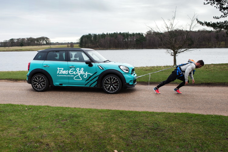 MINI-Countryman-marathon-9