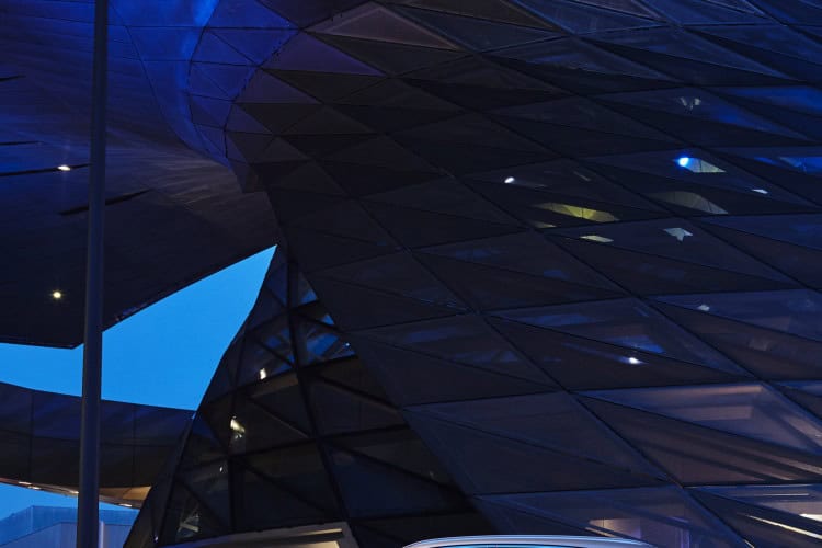 Merkel in the middle of dispute over electric cars