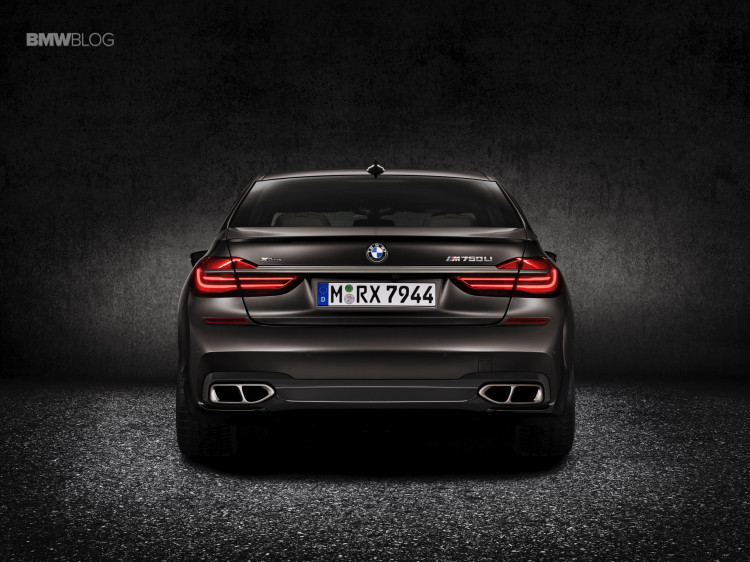 BMW-M760Li-xDrive-images-4