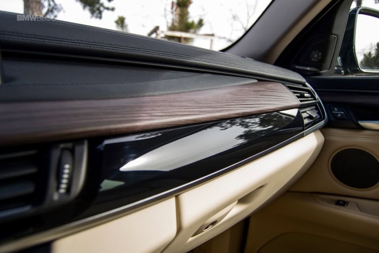 2016-BMW-X6-xDrive30d-test-drive-32