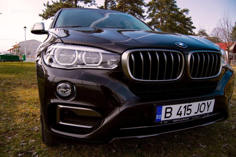 2016-BMW-X6-xDrive30d-test-drive-70