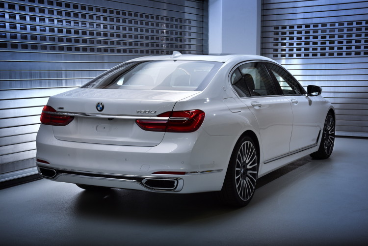 BMW 750Li xDrive-Solitaire-29