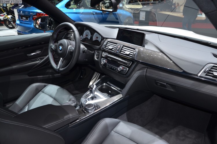 BMW-M4-F82-Coupe-Competition-Paket-2016-Genf-Autosalon-Live-21