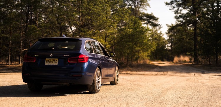 2016-BMW-328i-Sports-Wagon13