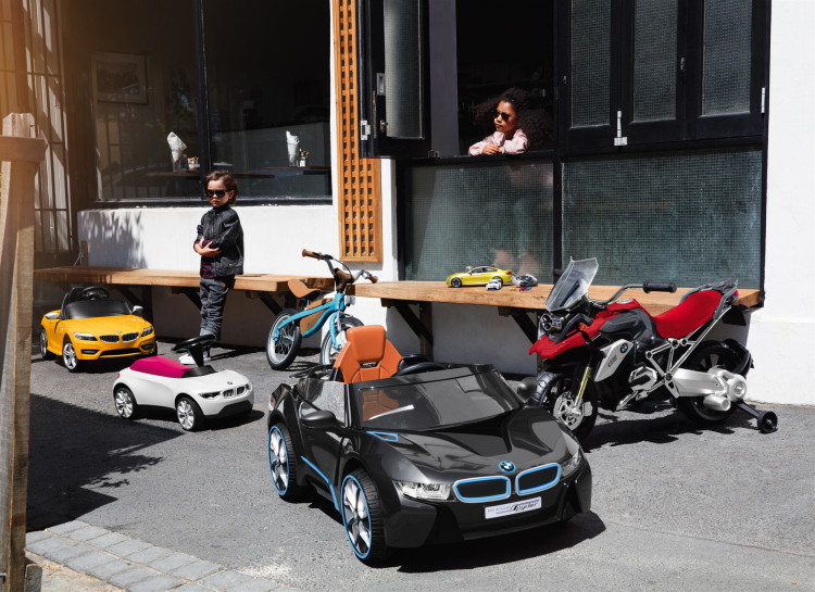 2016-BMW-Lifestyle-Collection-13