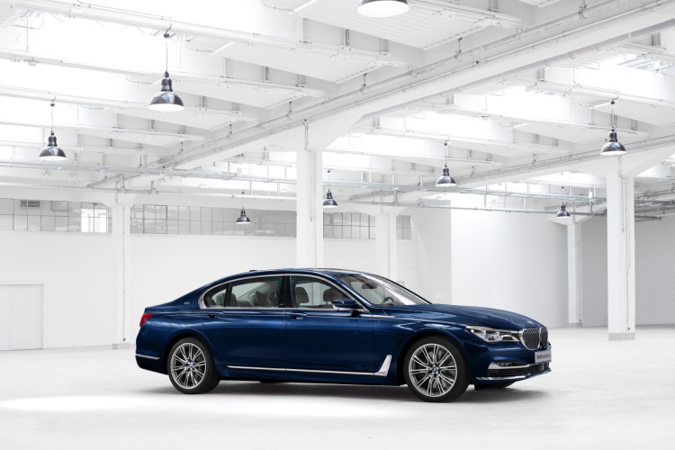 WORLD PREMIERE: BMW Individual 7 Series THE NEXT 100 YEARS