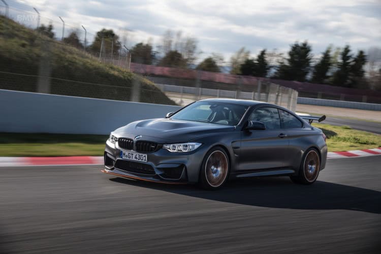 BMW M4 GTS vs Porsche 911 GT3 RS – The Better Sportscar?