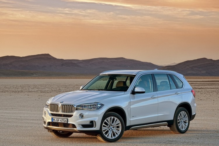 2016 BMW X5 Earns Five-Star Safety Rating From NHTSA