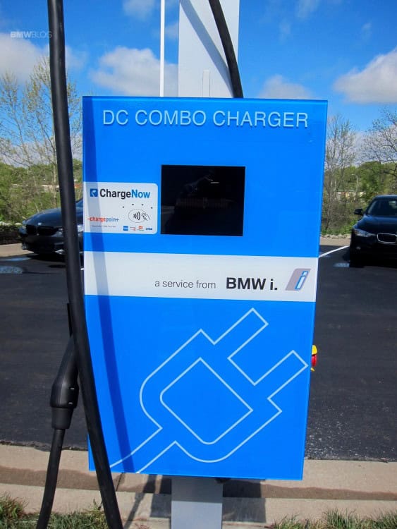 BMW-of-South-Kansas-City-2