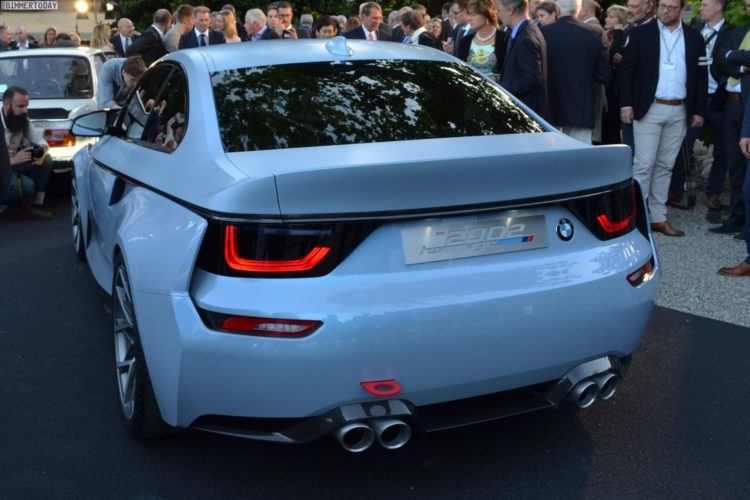 BMW-2002-Hommage-2016-Live-Fotos-Concorso-d-Eleganza-Villa-d-Este-006