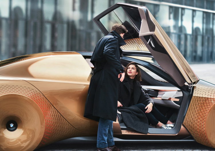 BMW-Vision-Next-100-images-120