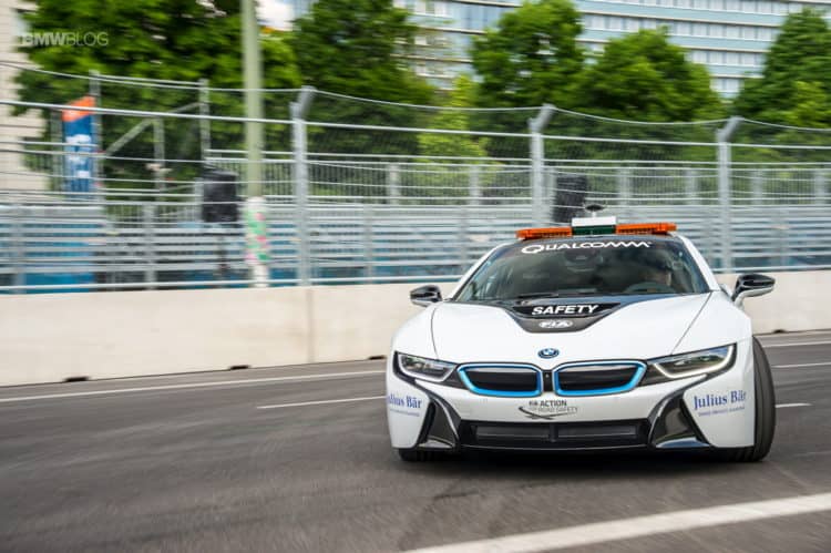 BMW-i8-Safety-Car-test-drive-82