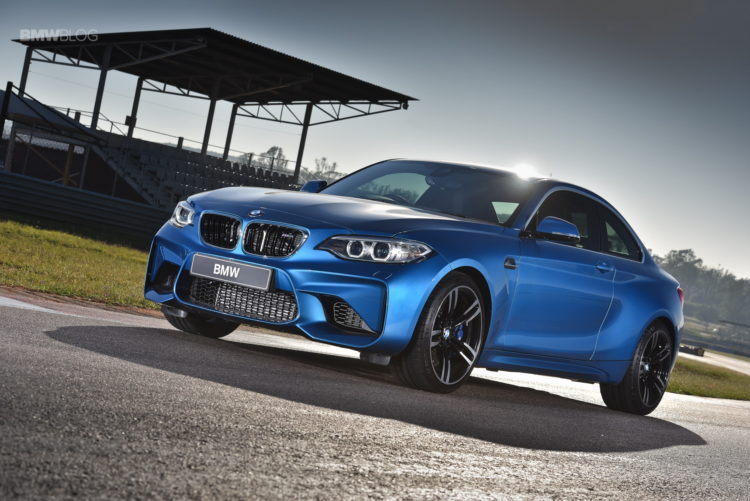 Photos-BMW-M2-Coupe-Long-Beach-Blue-12