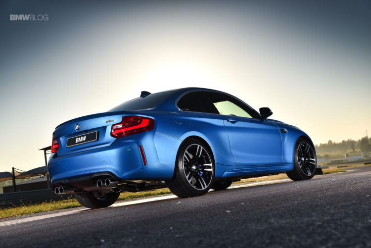 Photos-BMW-M2-Coupe-Long-Beach-Blue-14