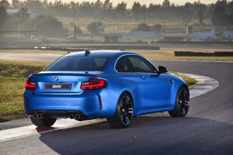 Photos-BMW-M2-Coupe-Long-Beach-Blue-17