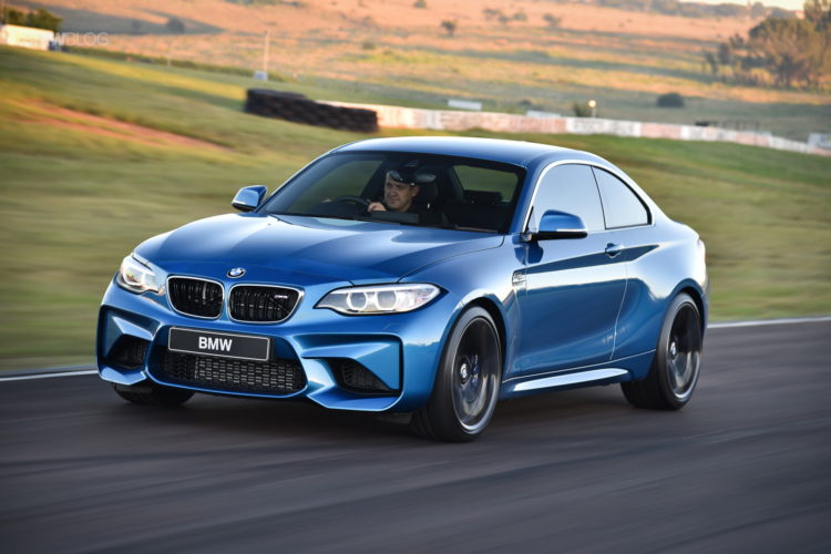 VIDEO: Watch a BMW M2 chase a Ferrari FF, McLaren 675LT