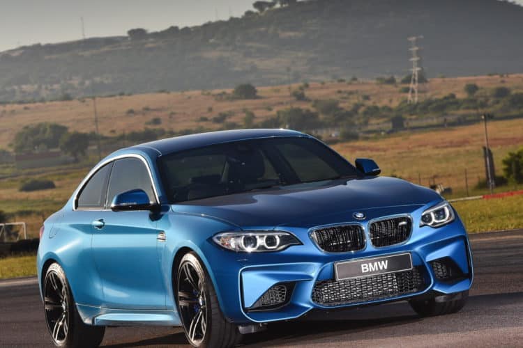 VIDEO: BMW M4 Owner drives BMW M2