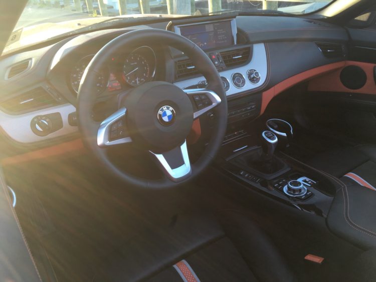 2016-BMW-Z4-sDrive28i1