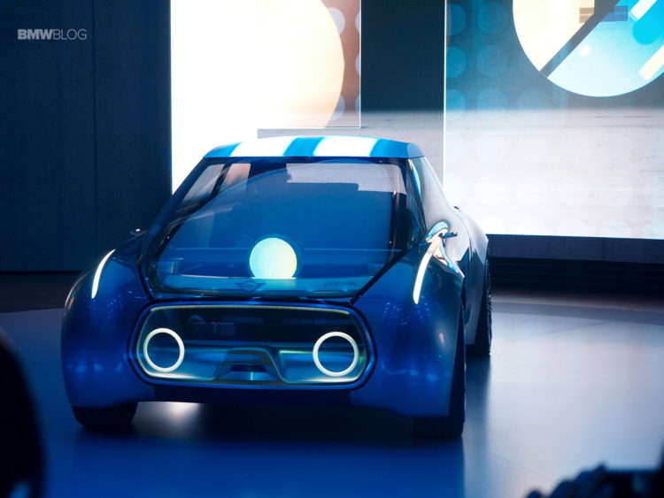 MINI-Vision-Next-100-15