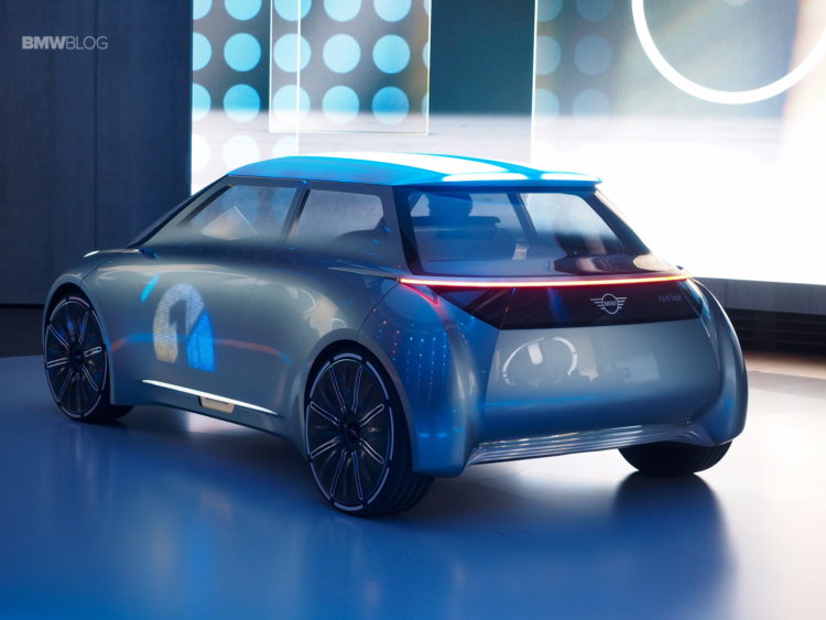 MINI-Vision-Next-100-21