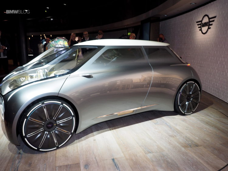 MINI-Vision-Next-100-44