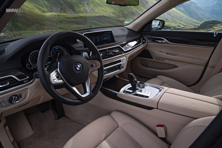 BMW-740e-iPerformance-19