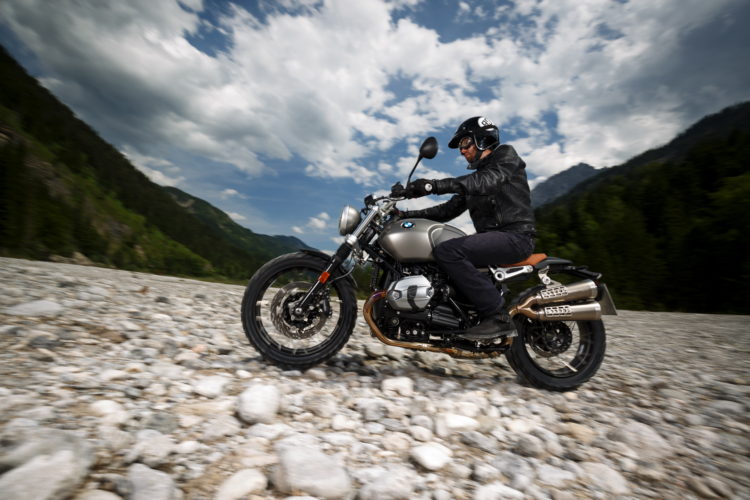 BMW R nineT Scrambler-images-100