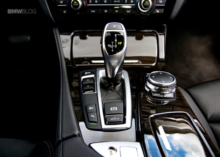 2016-BMW-530d-xDrive-30