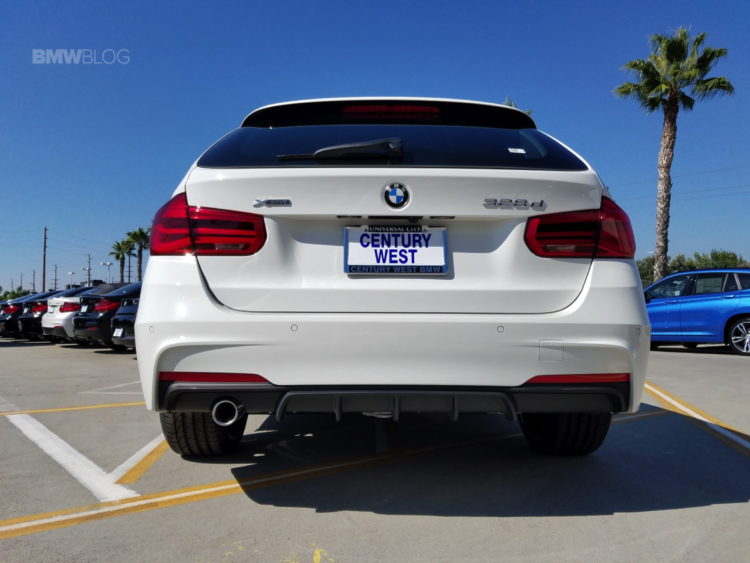 BMW-328d Sports Wagon Performance Edition-12