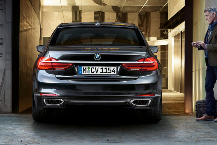 2017 BMW 7 Series Finally Gets Remote Parking Feature in Australia