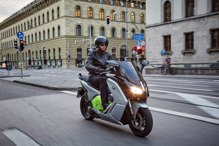 BMW to offer Motorcycle Ride-Sharing in Congested Cities?