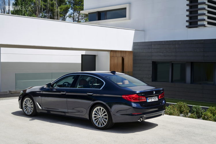 BMW-G30-5-Series-Luxury-Line-exterior-18