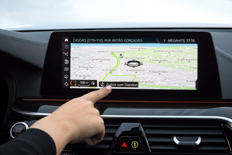 2017-BMW-530d-xDrive-52
