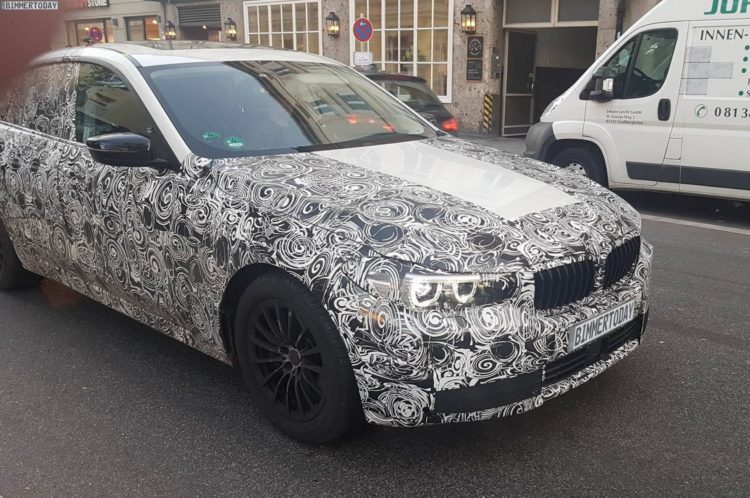 2017-BMW-6er-GT-G32-Erlkoenig-04