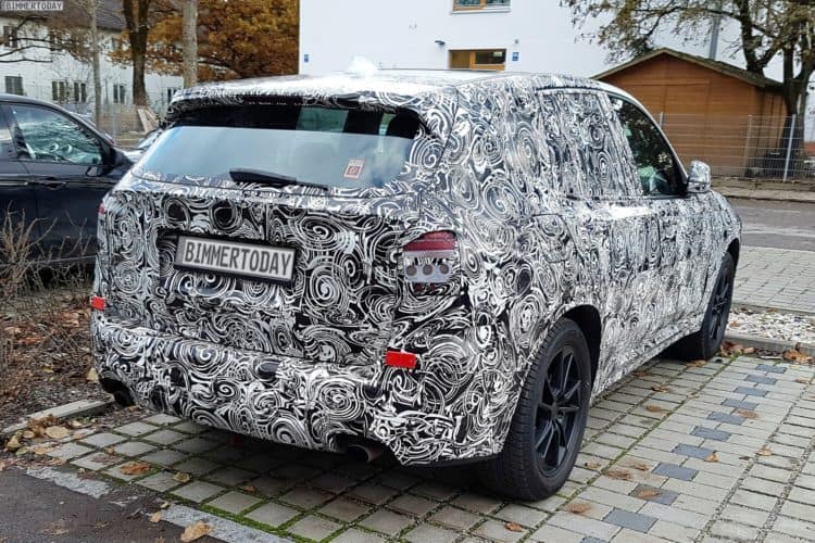 2017-BMW-X3-G01-SUV-Erlkoenig-03-2