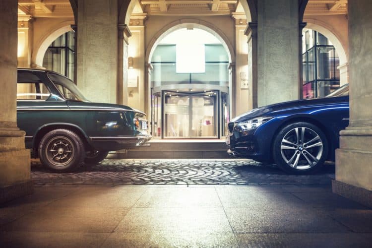 BMW 2002 vs 3 Series 23