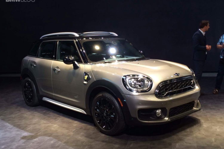 2016 LA Auto Show: 2017 MINI Cooper S E Countryman ALL4 plug-in hybrid