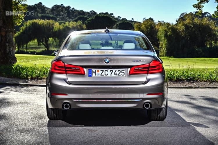 2017-BMW-520d-7