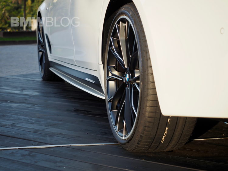 2017-BMW-540i-sDrive-M-Performance-Parts-13